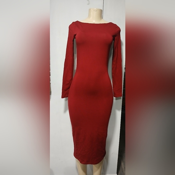 wild fable Dresses & Skirts - Wild Fable Elegant Burgundy Long Sleeve Dress